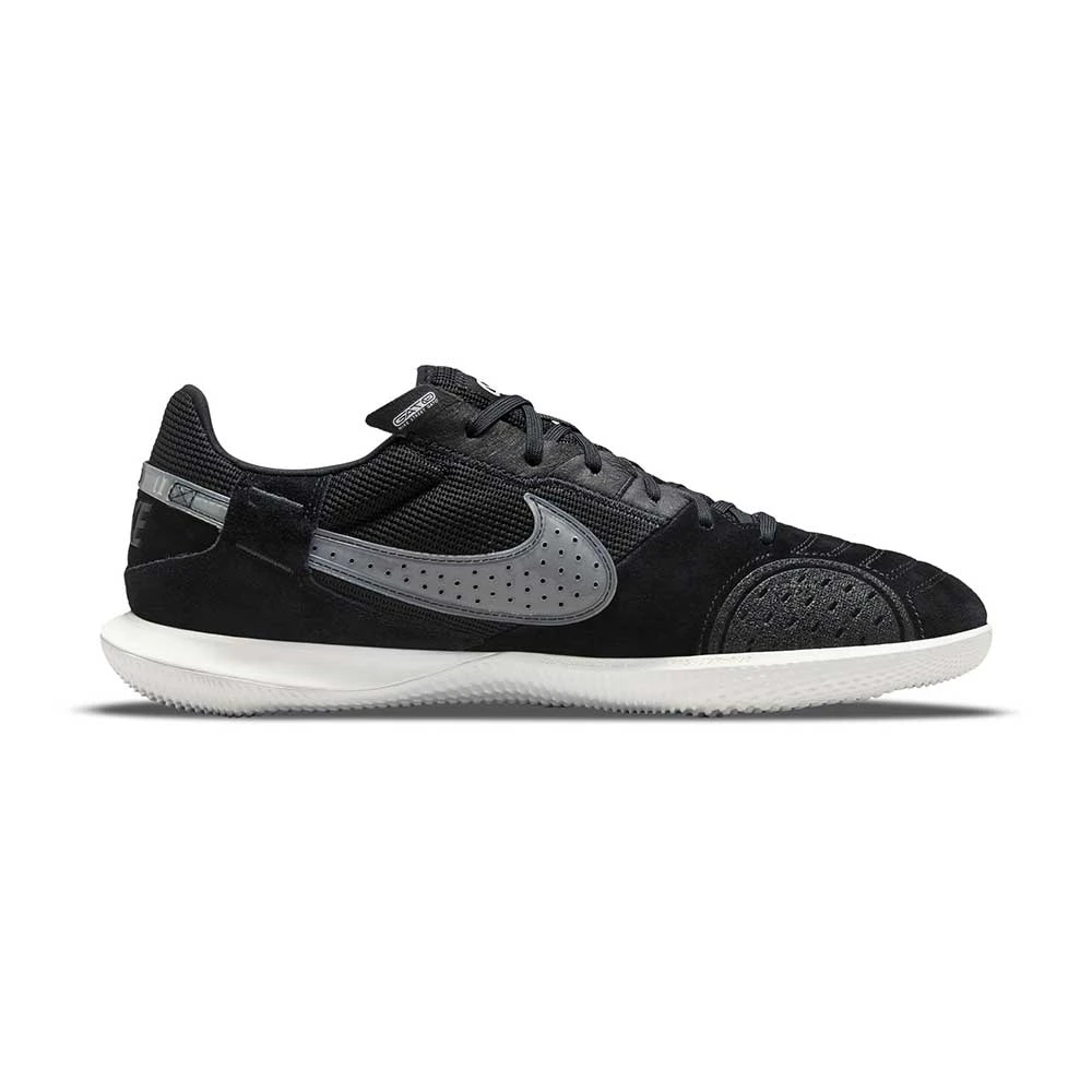 Unisex Nike Streetgato IC Soccer Shoe- Black/Summit White- Regular (D)